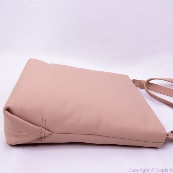 NEW J. Crew Oslo soft leather bucket bag. Ideal for your iPad or bottle - Picture 4 of 16